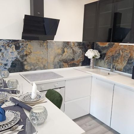 Apartman Lux Макарска Экстерьер фото