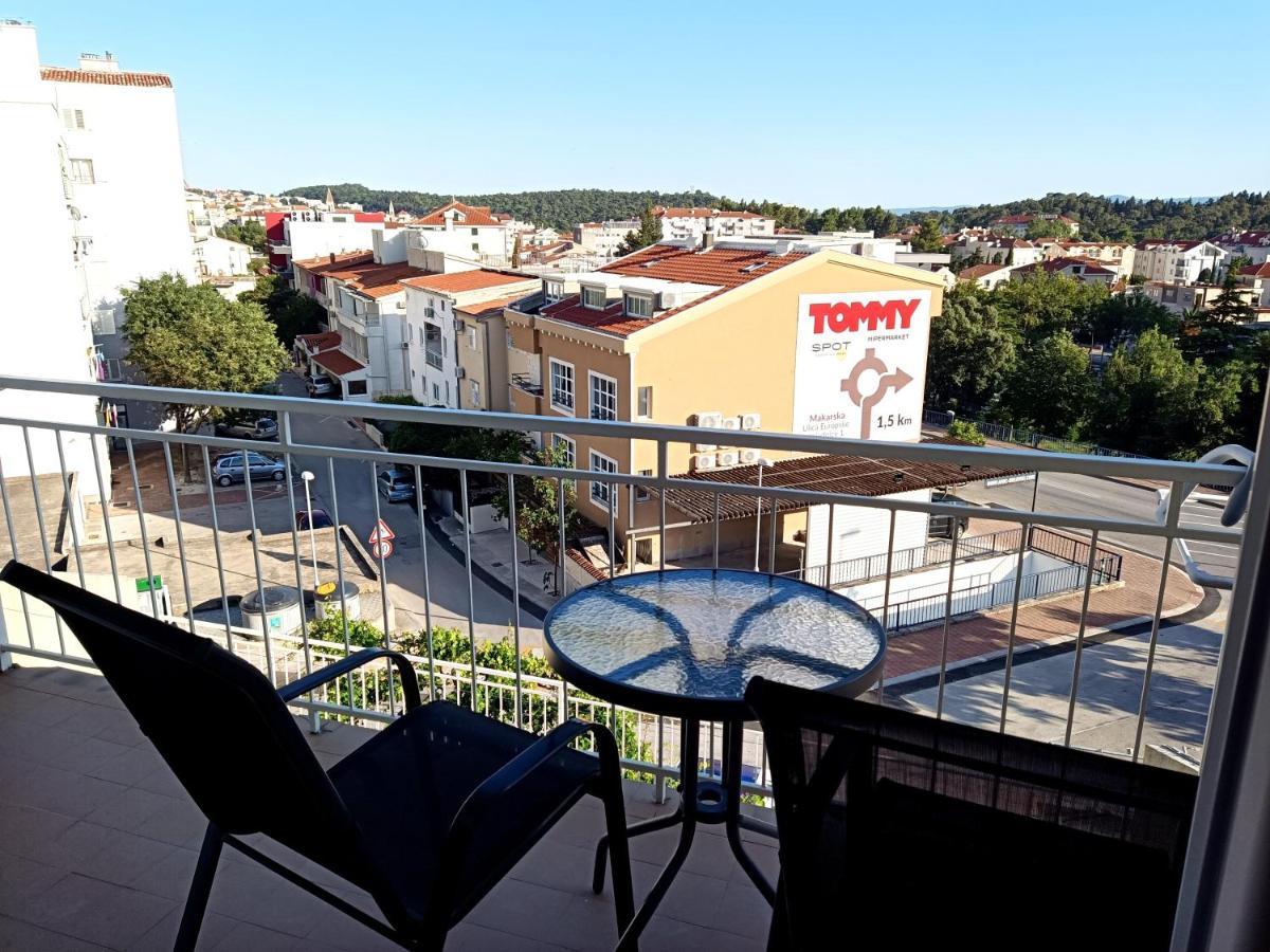 Apartman Lux Макарска Экстерьер фото