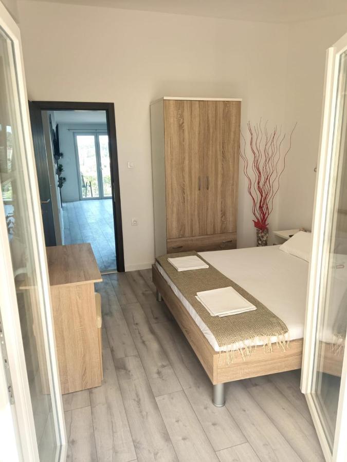 Apartman Lux Макарска Экстерьер фото