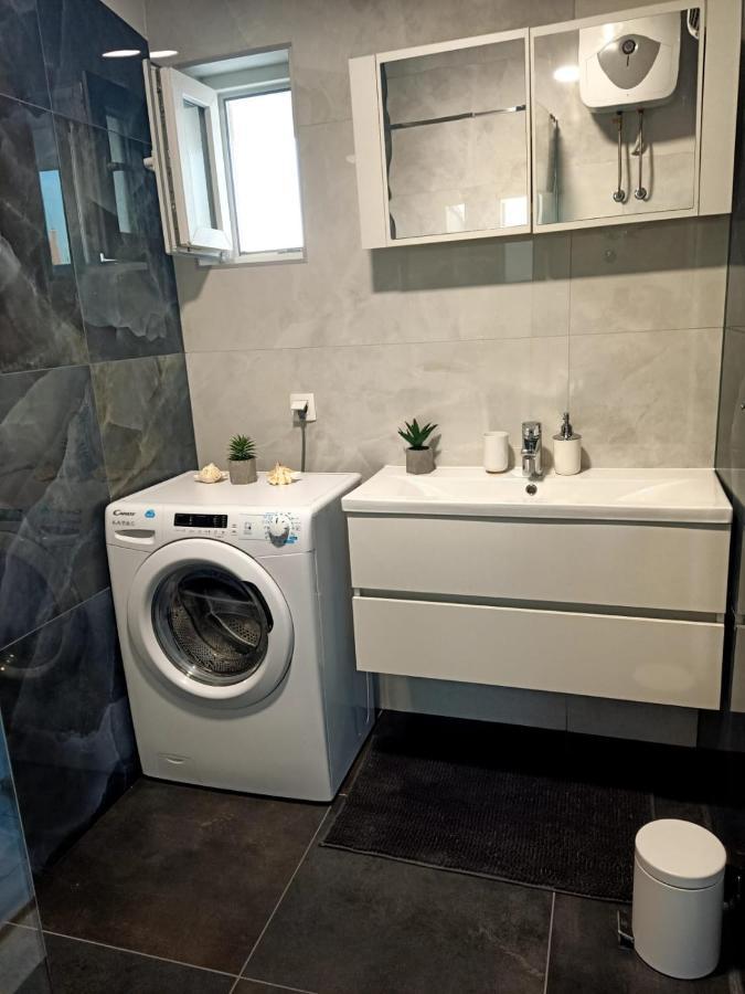 Apartman Lux Макарска Экстерьер фото