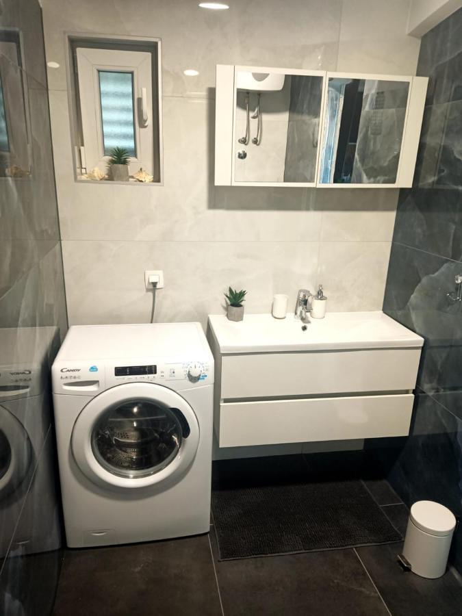 Apartman Lux Макарска Экстерьер фото