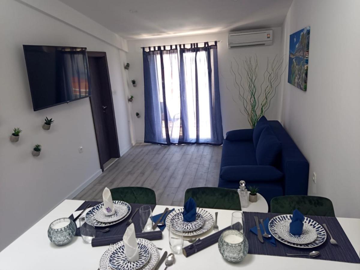Apartman Lux Макарска Экстерьер фото