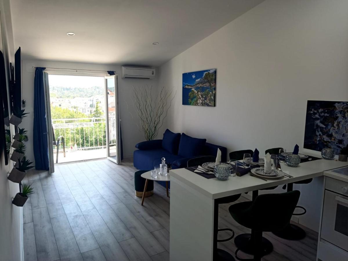Apartman Lux Макарска Экстерьер фото