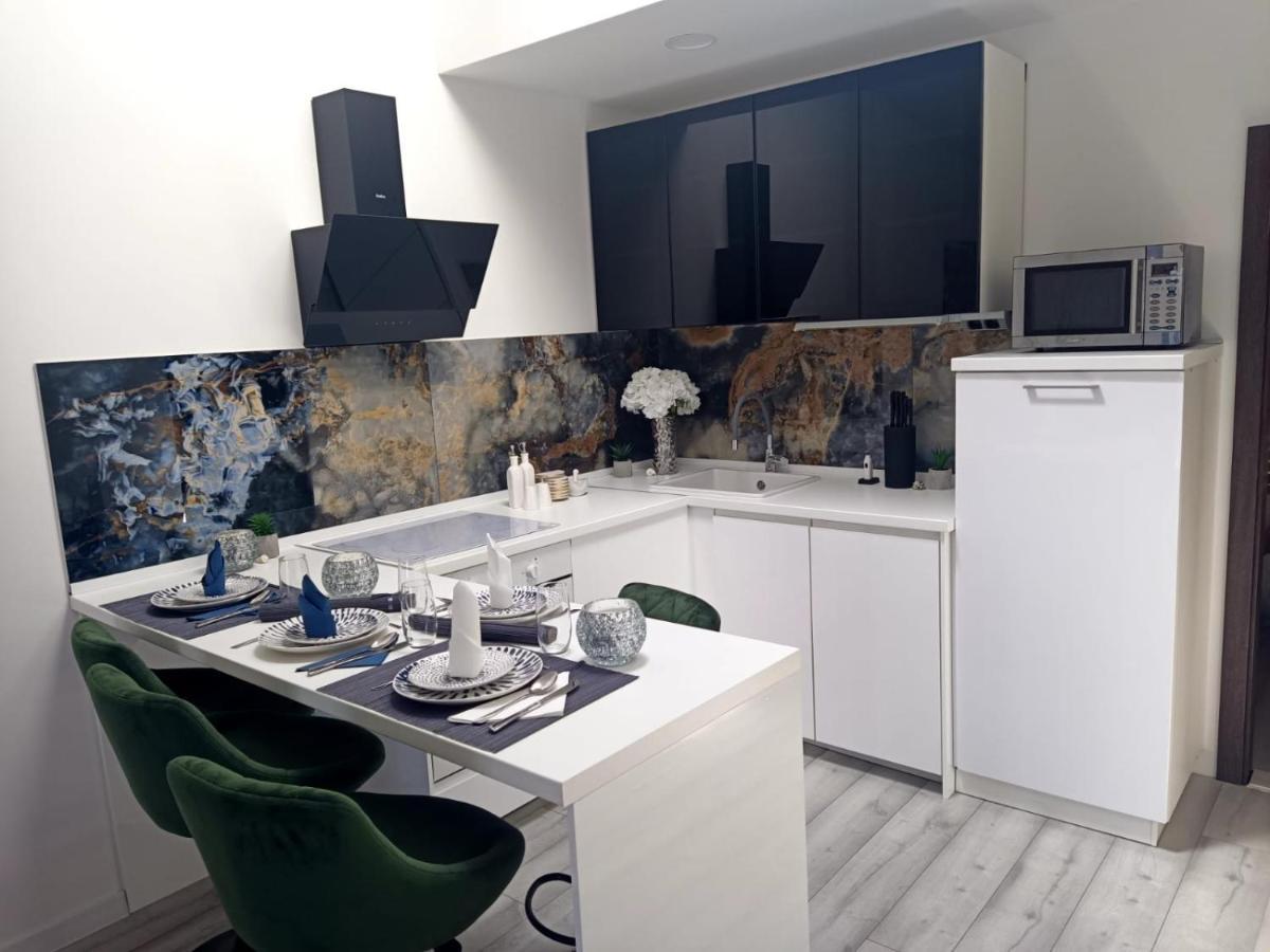 Apartman Lux Макарска Экстерьер фото