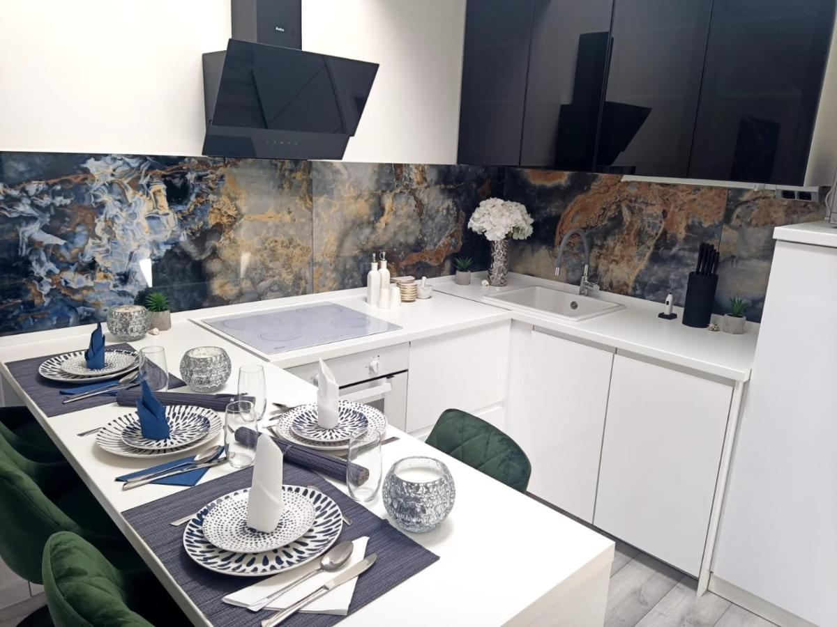 Apartman Lux Макарска Экстерьер фото